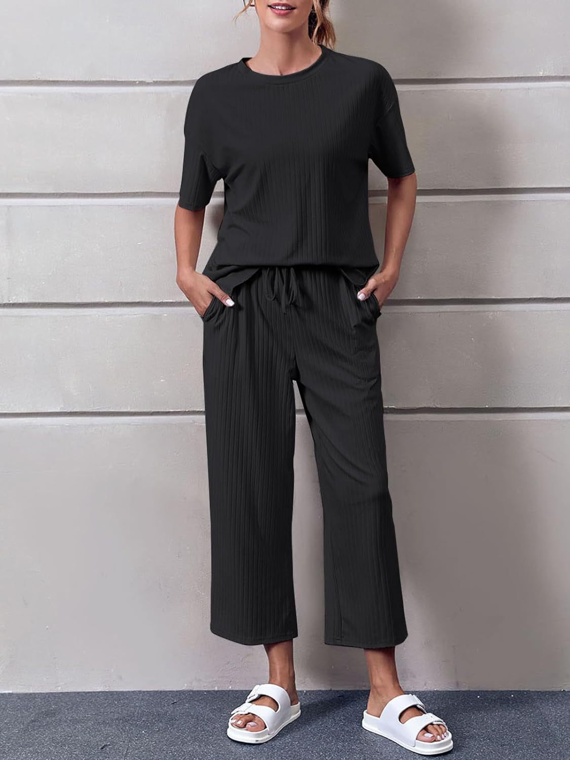 Solid Color T-shirt Casual Cropped Pants Set